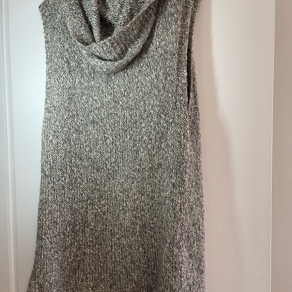 Vintage 1970s ELLEN TRACY knit vest duster with hood M